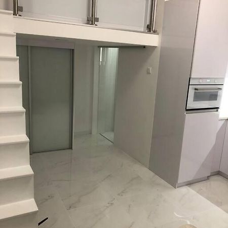 Colton West Deluxe Apartment Budapest Ngoại thất bức ảnh